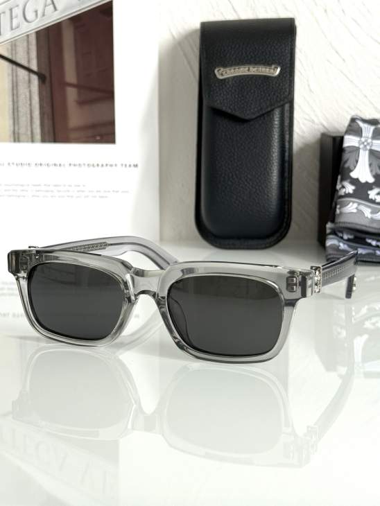 Picture of Chrome Hearts Sunglasses _SKUfw73585232fw